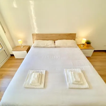 Apartmán 15 Minuti Dal Duomo- Metro-design